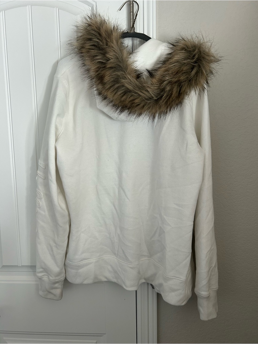 White Zip Hoodie with Faux Fur Trim - Picture 4 of 5